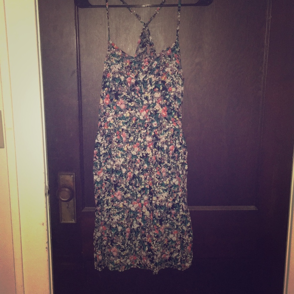 Flower criss cross back dresa